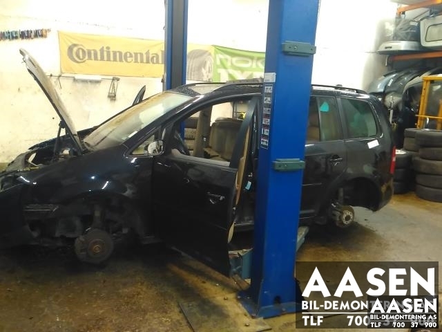 VW Touran 2003-2006 (Type I, Fase 1) , Motorkode: BKC, Girkassekode: HLH