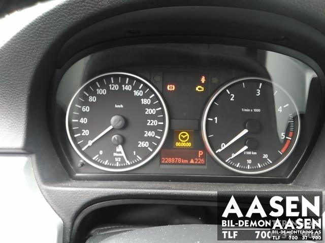 BMW 3-Serie 2005-2011 (E90/E91/E92/E93) (E90/E91/E92/E93), Motorkode: 204D4, Girkassekode: 24 00 7 556 047