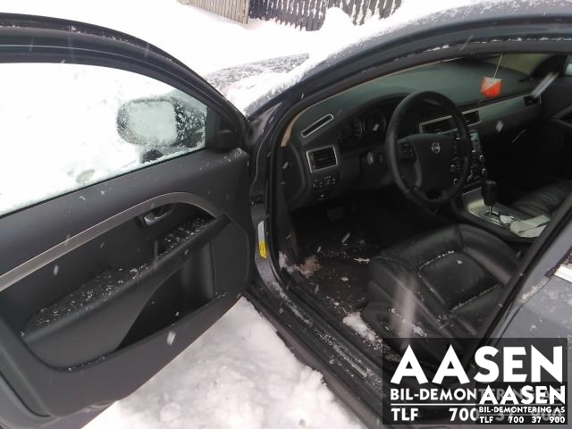 Volvo V70 2007-2013 (Type III, Fase 1) , Motorkode: D5244T(5) 6906105, Girkassekode: 30751903