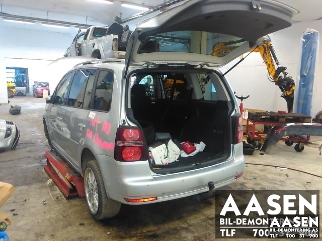 VW Touran 2007-2010 (Type I, Fase 2) , Motorkode: BLS, Girkassekode: MGJ