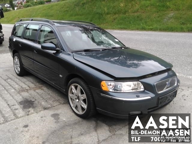 Volvo V70 2005-2007 (Type II, Fase 2) , Motorkode: D5244T, Girkassekode: 30681187