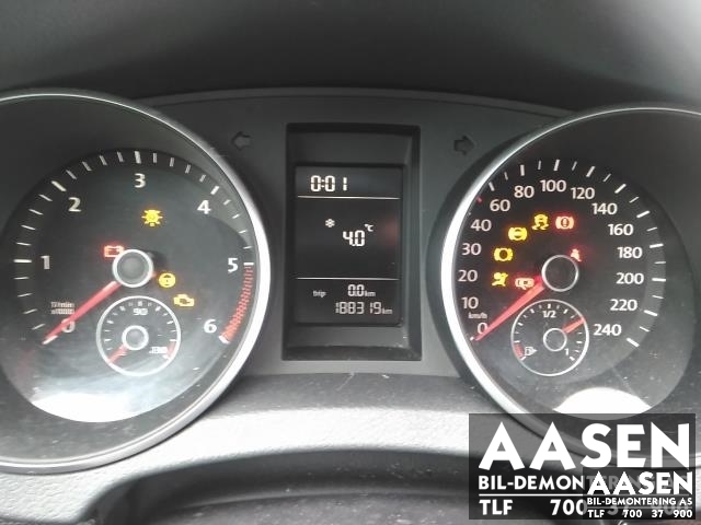 VW Golf VI 2008-2012 , Motorkode: CBDC, Girkassekode: KQM