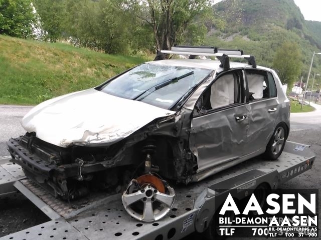 VW Golf VI 2008-2012 , Motorkode: CBAB, Girkassekode: LHD