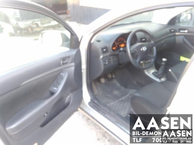 Toyota Avensis 2003-2008 (Type II) , Motorkode: 1AD-FTV, Girkassekode: 30300-2D151
