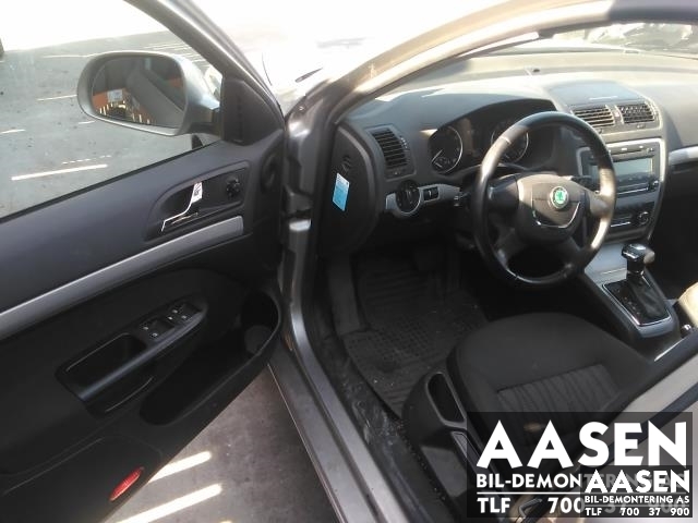 Škoda Octavia 2009-2013 (Type II, Fase 2) , Motorkode: CAXA, Girkassekode: LKM  0AM 300 046 A
