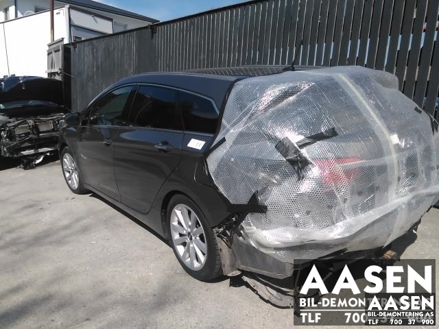 Hyundai i40 2012-2017 , Motorkode: D4FDBU034662, Girkassekode: GU55J 010402