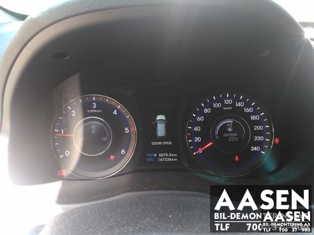 Hyundai i40 2012-2017 , Motorkode: D4FDBU034662, Girkassekode: GU55J 010402