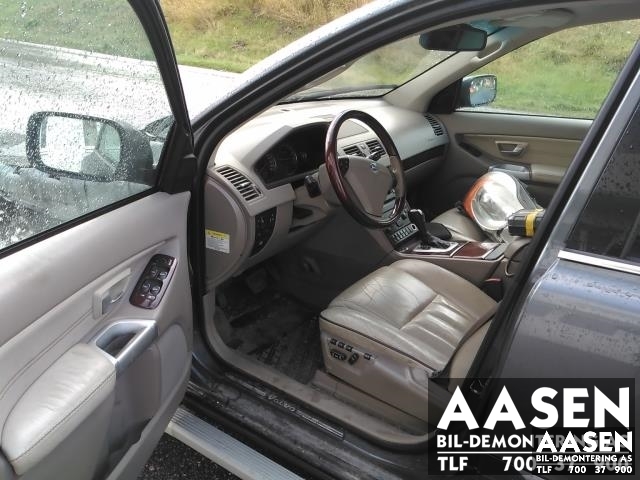 Volvo XC90 2002-2006 (Type I, Fase 1) , Motorkode: D5244T, Girkassekode: 30681190