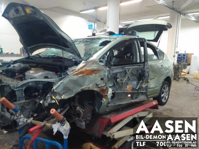 Toyota Prius 2004-2009 (Type II) (COMBI) (COMBI), Motorkode: 1NZ-FXE, Girkassekode: 