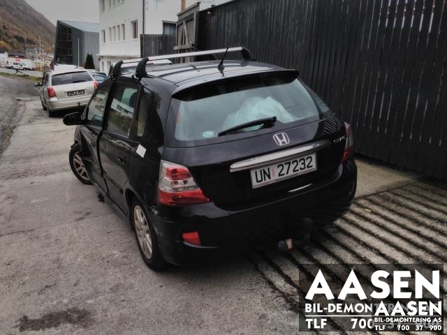 Honda Civic 2001-2005 (Type VII) (ENGELSK) (ENGELSK), Motorkode: D16V1, Girkassekode: