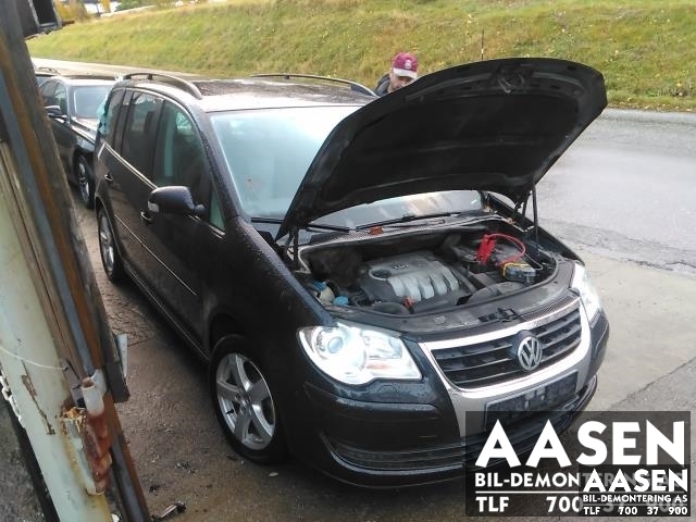 VW Touran 2007-2010 (Type I, Fase 2) , Motorkode: BLS, Girkassekode: JYK