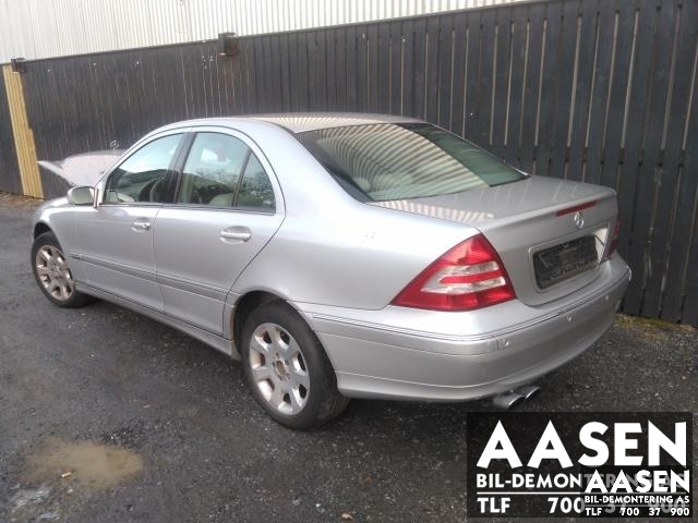 Mercedes C-Klasse 2004-2007 (Fase 2) (W203) (W203), Motorkode: 271 946, Girkassekode: 722695