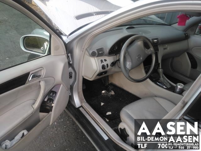 Mercedes C-Klasse 2004-2007 (Fase 2) (W203) (W203), Motorkode: 271 946, Girkassekode: 722695