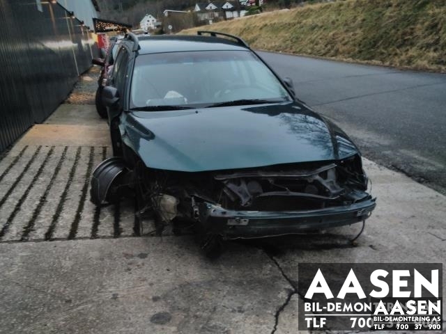 Volvo XC70 2001-2004 (Type I, Fase 1) , Motorkode: D5244T, Girkassekode: 8675148