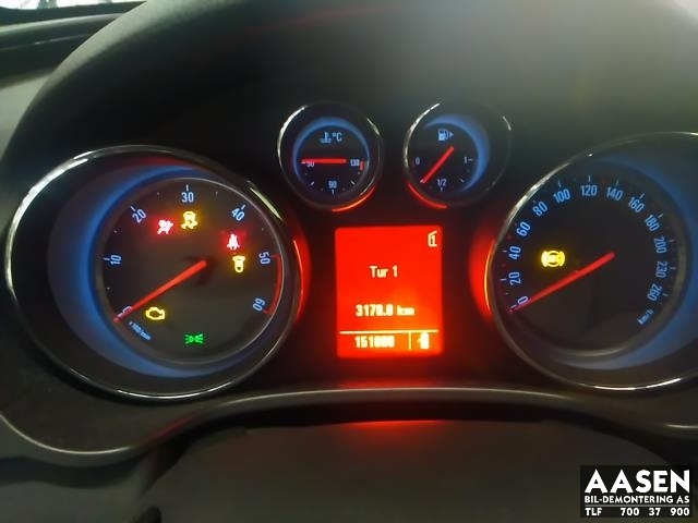 Opel Insignia A 2009-2014 , Motorkode: A20DTH, Girkassekode: MYJ