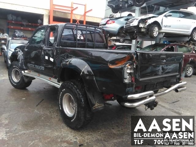 Toyota Hilux 1998-2001 , Motorkode: 2L-T, Girkassekode: 