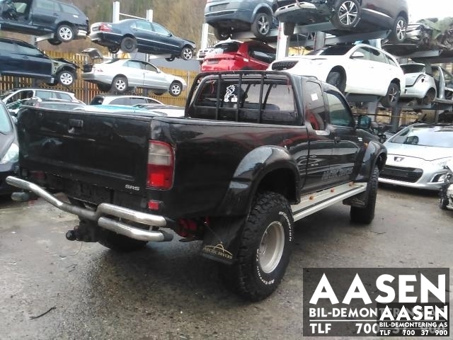 Toyota Hilux 1998-2001 , Motorkode: 2L-T, Girkassekode: 