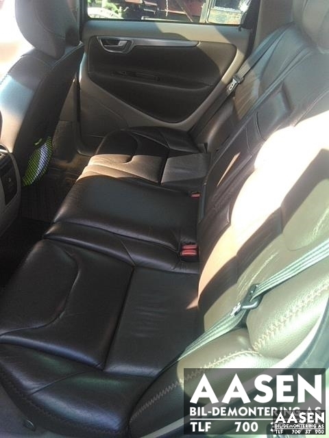Volvo XC70 2005-2007 (Type I, Fase 2) , Motorkode: D5244T(4), Girkassekode: 30751347