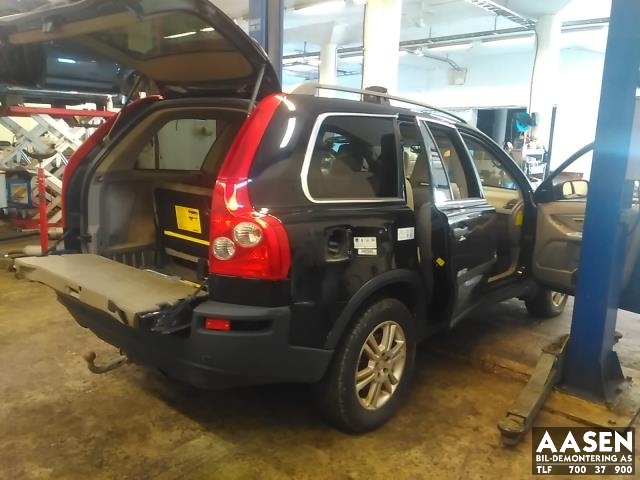 Volvo XC90 2002-2006 (Type I, Fase 1) , Motorkode: D5244T, Girkassekode: 8675151