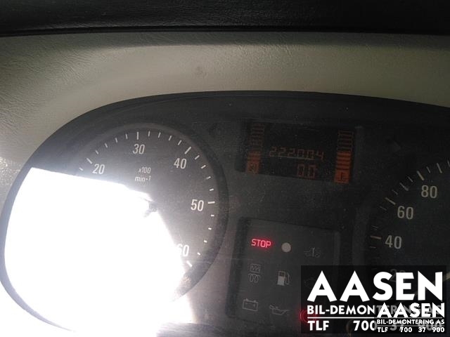 Opel Vivaro A 2001-2006 , Motorkode: F9Q 760, Girkassekode: