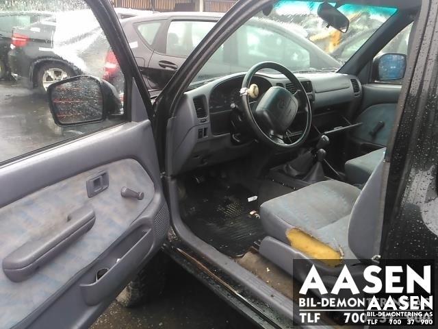 Toyota Hilux 1998-2001 , Motorkode: 2L-T, Girkassekode: 