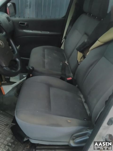 Toyota Hiace 2007-2012 (Fase 3) , Motorkode: 2KD-FTV, Girkassekode: 33030-26A61