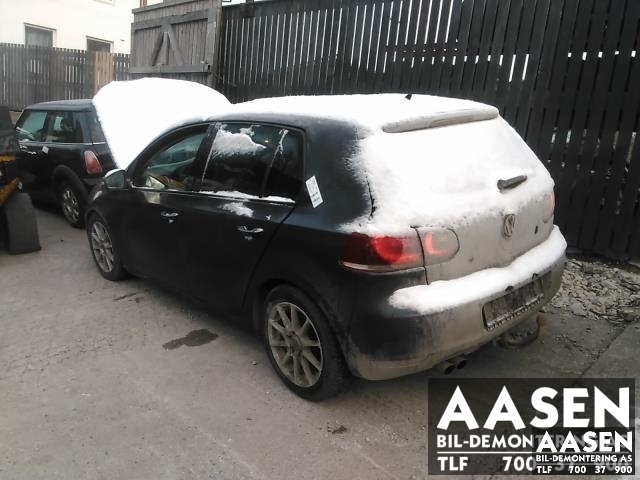 VW Golf VI 2008-2012 , Motorkode: CFFB, Girkassekode: LNM
