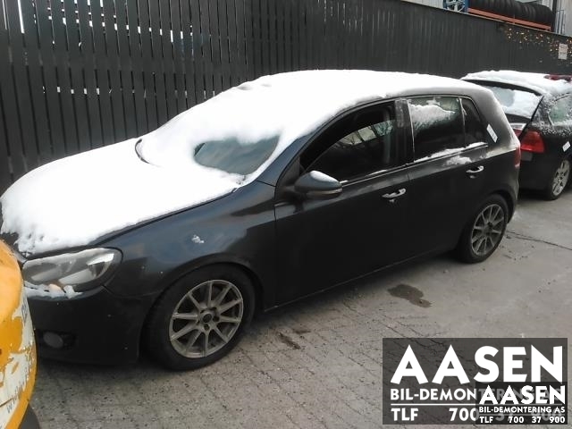 VW Golf VI 2008-2012 , Motorkode: CFFB, Girkassekode: LNM