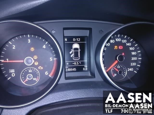 VW Golf VI 2008-2012 , Motorkode: CFFB, Girkassekode: LNM