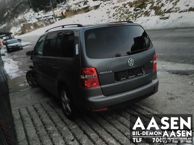 VW Touran 2007-2010 (Type I, Fase 2) , Motorkode: BLS, Girkassekode: JYK / 02S 300 046 B