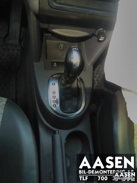 VW Caddy 2010-2015 (Type III, Fase 2) , Motorkode: CAYD, Girkassekode: NQP
