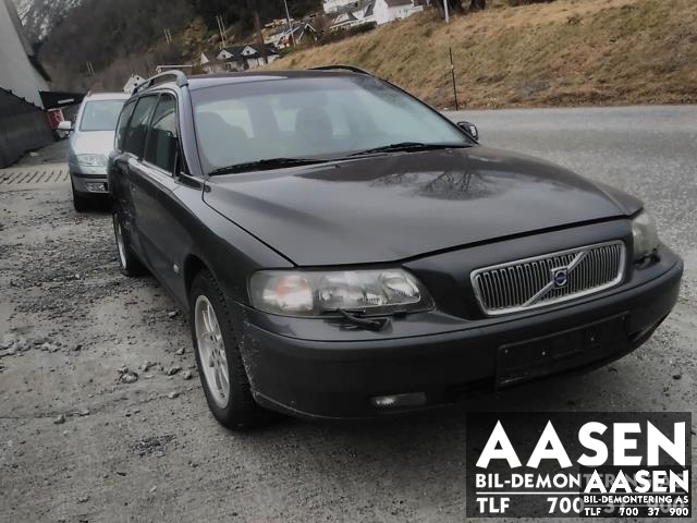 Volvo V70 2000-2004 (Type II, Fase 1) , Motorkode: B 5244 S2, Girkassekode: 5-MAN / M56