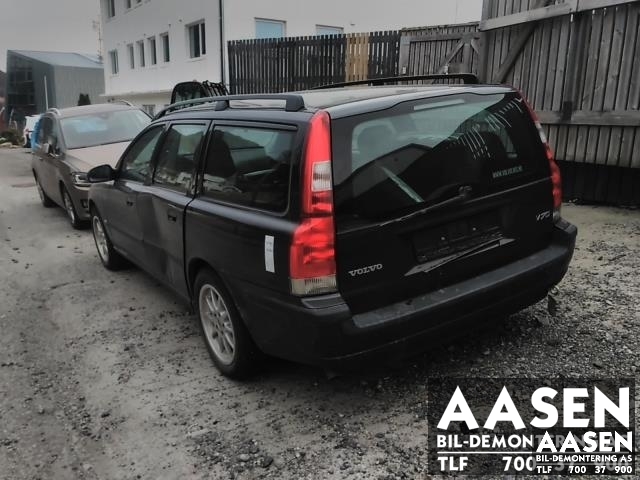 Volvo V70 2000-2004 (Type II, Fase 1) , Motorkode: B 5244 S2, Girkassekode: 5-MAN / M56