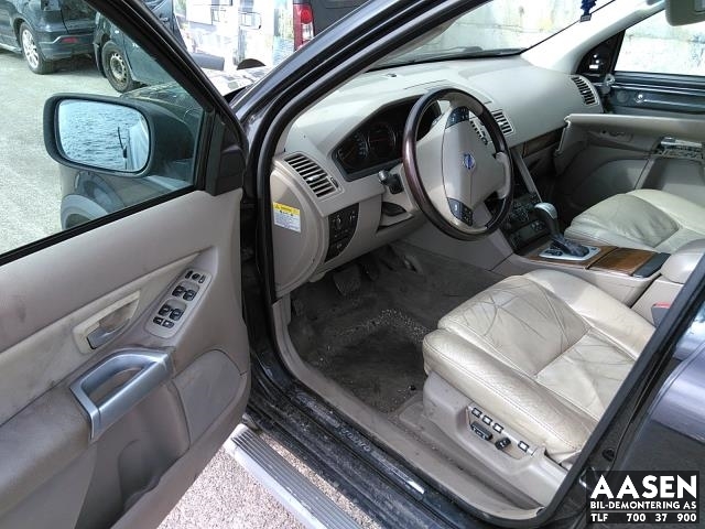 Volvo XC90 2002-2006 (Type I, Fase 1) , Motorkode: D5244T, Girkassekode: 8675151