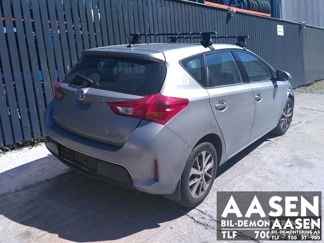 Toyota Auris 2013-2015 (Type II, Fase 1) , Motorkode: 1ND-TV, Girkassekode: 