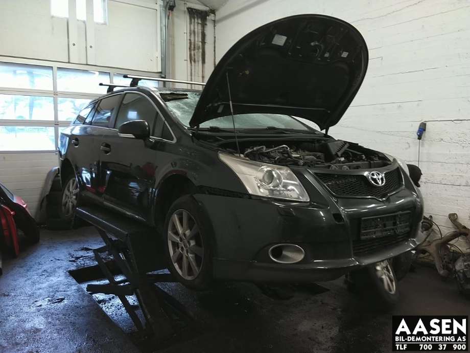 Toyota Avensis 2009-2015 (Type III, Fase 1) , Motorkode: 1AD-FTV, Girkassekode: 30300-20A90