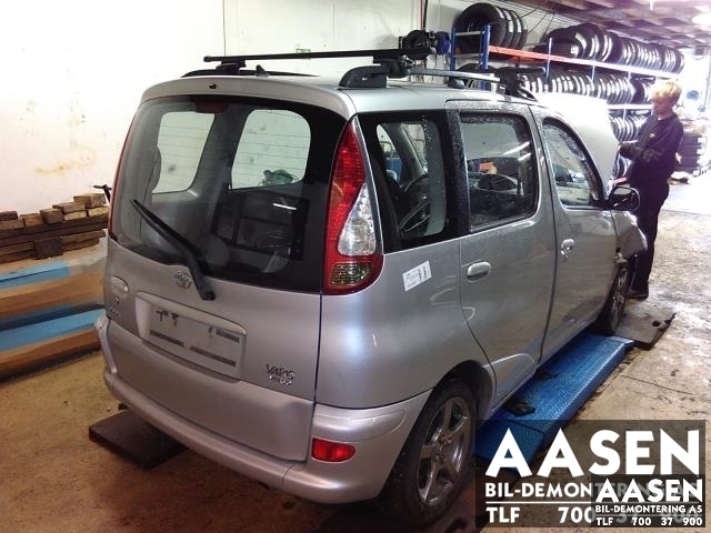 Toyota Yaris Verso 1999-2007 , Motorkode: 2NZ-FE, Girkassekode: 