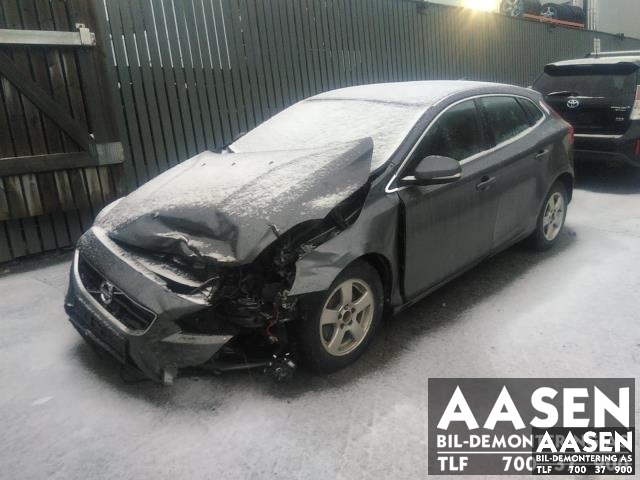 Volvo V40 2012-2019 , Motorkode: D4162T, Girkassekode: 1285228
