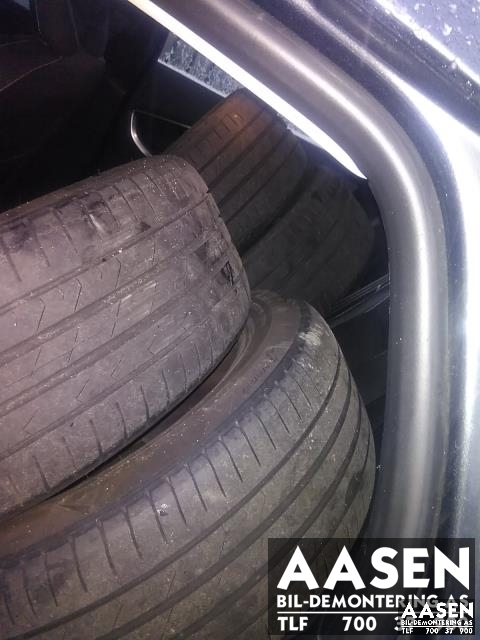 Volvo V40 2012-2019 , Motorkode: D4162T, Girkassekode: 1285228