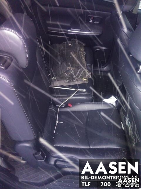 Toyota Prius +7 2012-2020 (Type III) (stasjonsvogn) (stasjonsvogn), Motorkode: 2ZR-FXE, Girkassekode: 