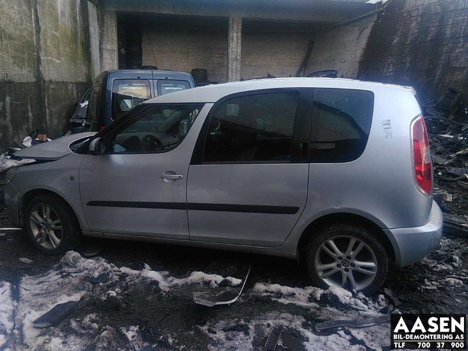 Škoda Roomster 2006-2010 (Fase 1) , Motorkode: 03L 100 031 D, Girkassekode: KFK / 02R 300 041 N