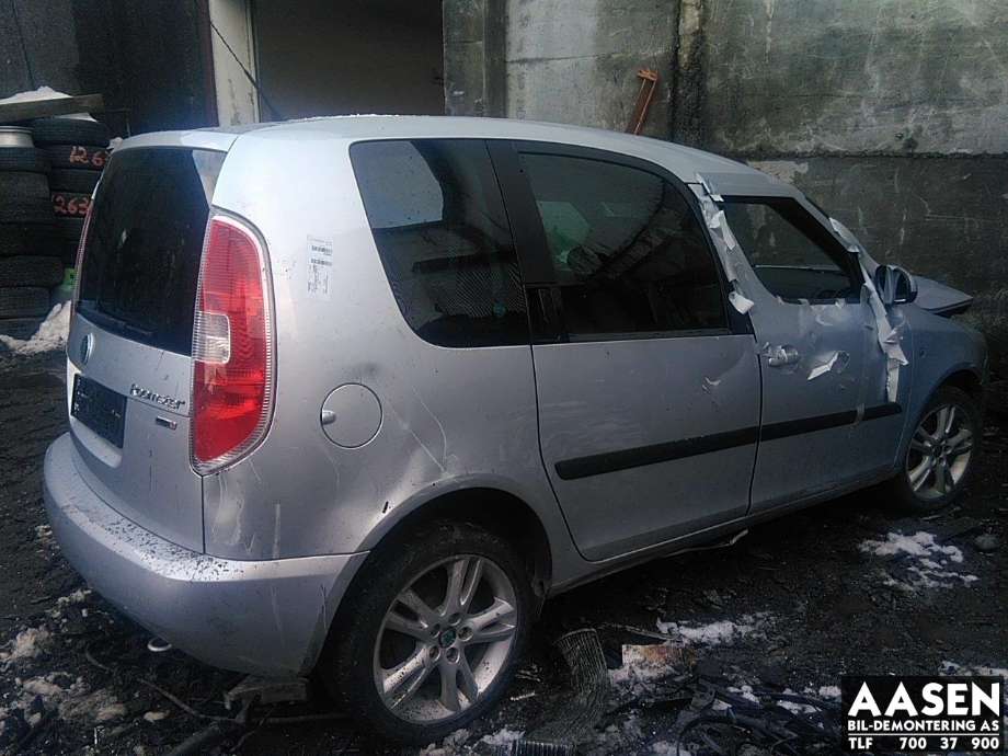 Škoda Roomster 2006-2010 (Fase 1) , Motorkode: 03L 100 031 D, Girkassekode: KFK / 02R 300 041 N