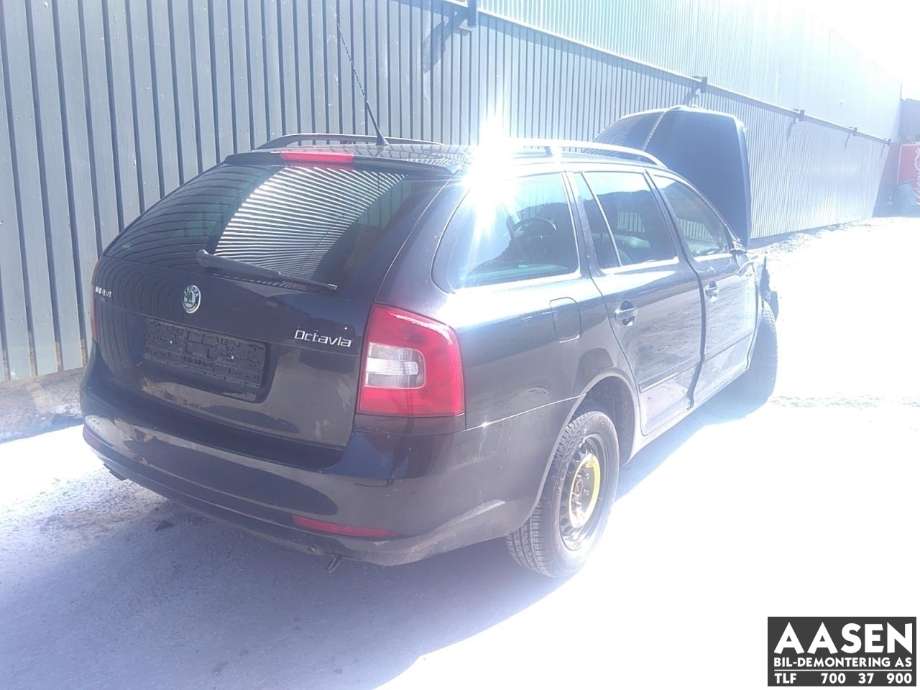 Škoda Octavia 2009-2013 (Type II, Fase 2) , Motorkode: BLS, Girkassekode: KNQ