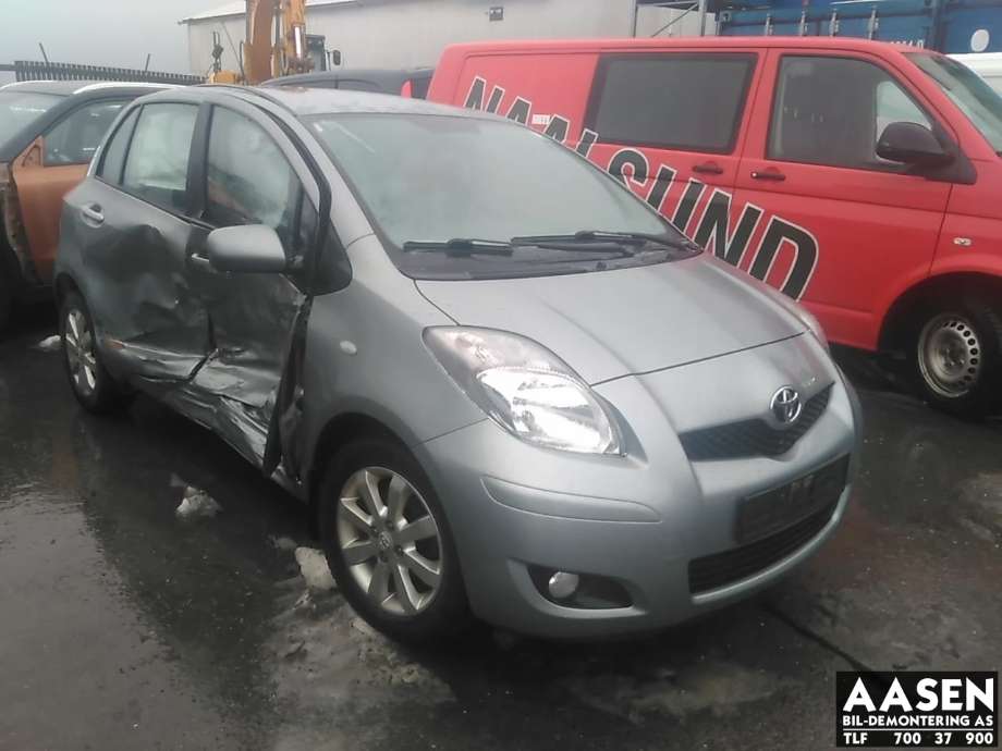 Toyota Yaris 2009-2011 (Type II, Fase 2) , Motorkode: 1NR-FE, Girkassekode: 