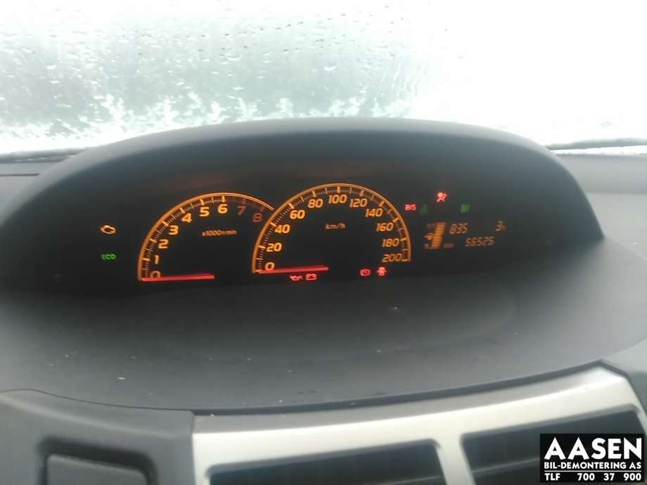 Toyota Yaris 2009-2011 (Type II, Fase 2) , Motorkode: 1NR-FE, Girkassekode: 