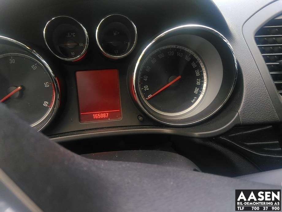 Opel Insignia A 2009-2014 , Motorkode: A20DTH, Girkassekode: 