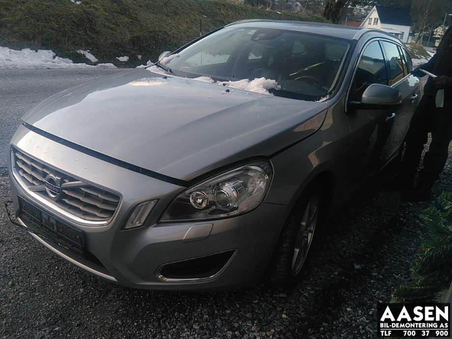 Volvo V60 2010-2013 (Type I, Fase 1) , Motorkode: D4162T, Girkassekode: 
