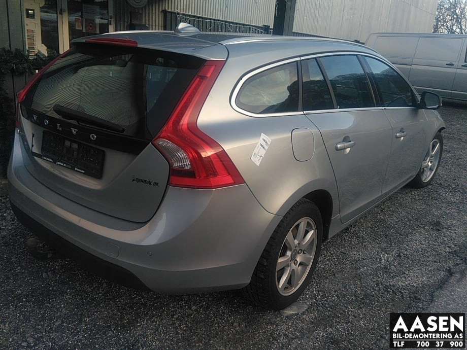 Volvo V60 2010-2013 (Type I, Fase 1) , Motorkode: D4162T, Girkassekode: 