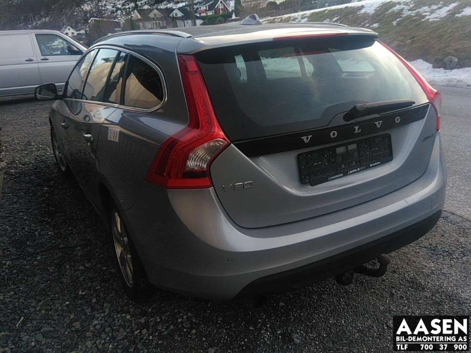 Volvo V60 2010-2013 (Type I, Fase 1) , Motorkode: D4162T, Girkassekode: 