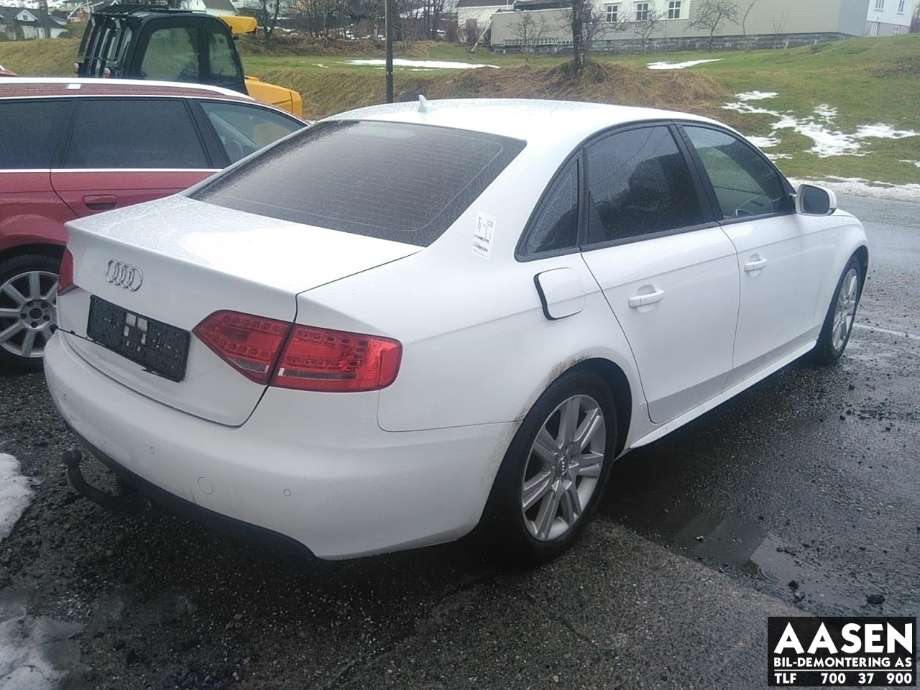 Audi A4 2007-2014 (Type IV) (B8) (B8), Motorkode: CAGC, Girkassekode: LLM